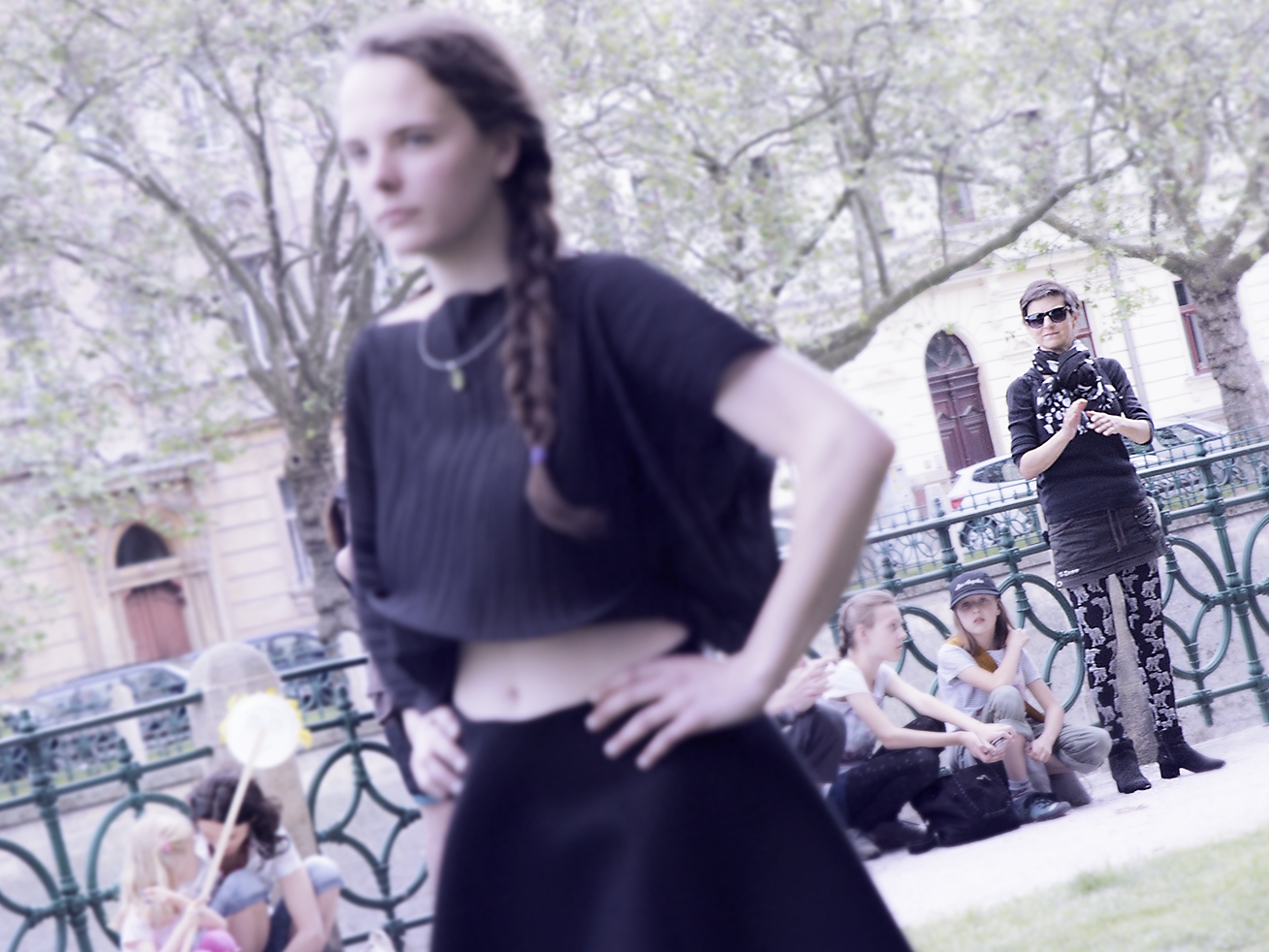 oděv z projektu Oděv & Objekt a Afterparty Jízdy králů & šperk Adriany Takáčové